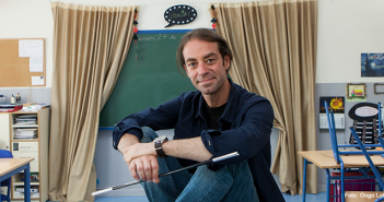 “Lo que se aprende con magia difícilmente se olvida” xuxo-ruiz-profesor-magia-entrevista copia